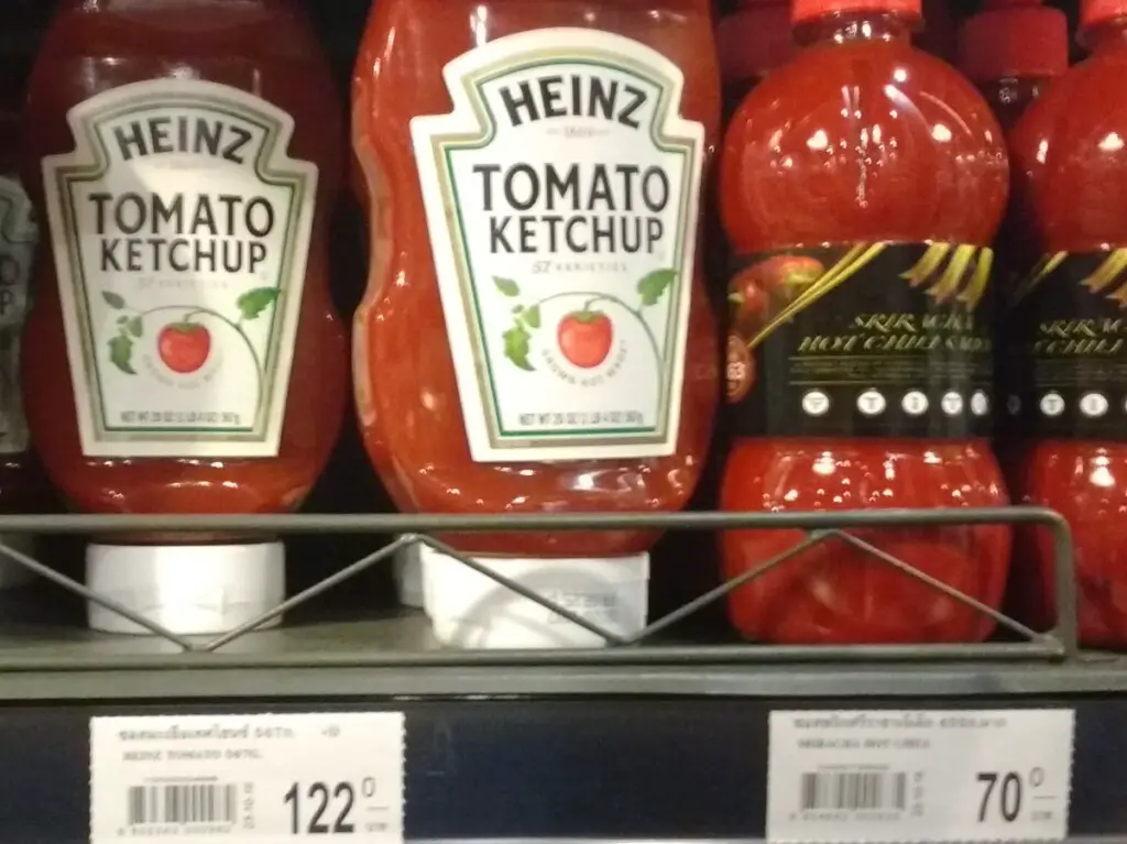 Tomato ketchup for full English breakfast