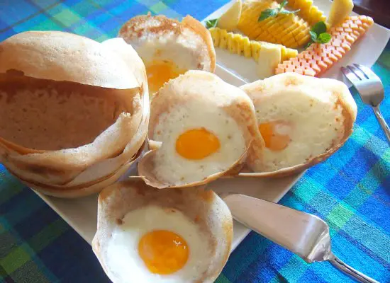 Sri Lankan breakfast food. Max Wadiya villa Sri Lanka egg hoppers