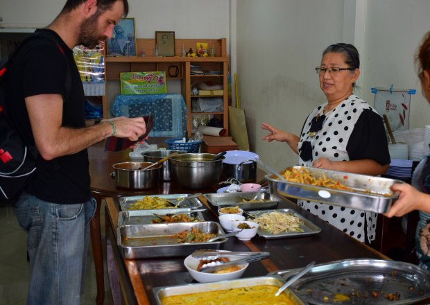 where to eat in thailand