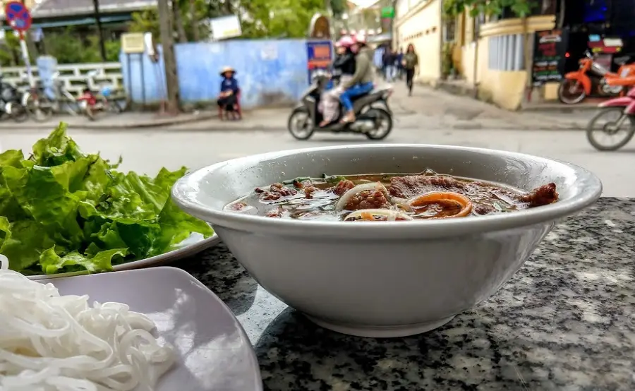 Travel tips Vietnam where and what to eat