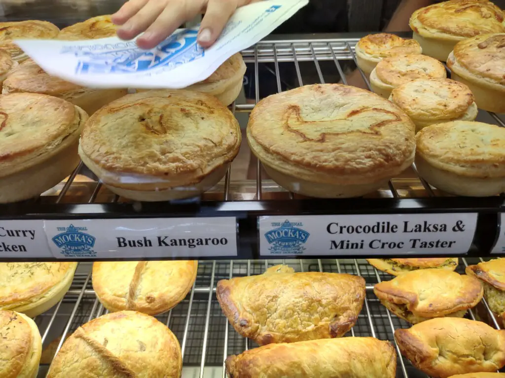 australian food meat pie varieties