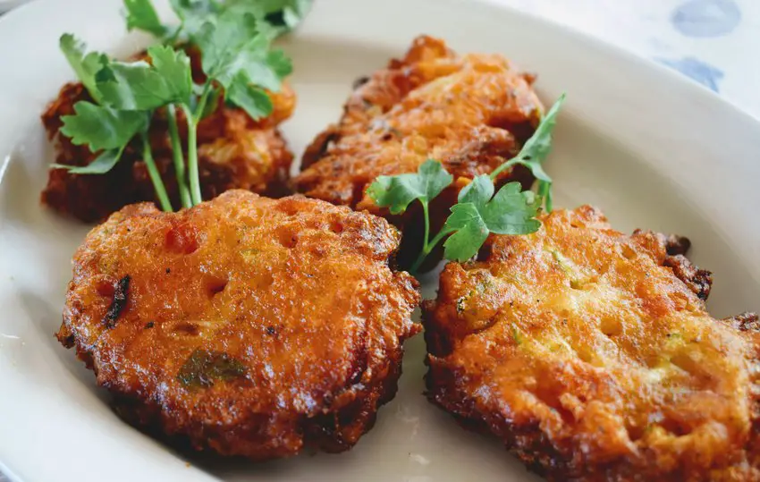 Kolokithokeftedes Greek Zuchini Fritters