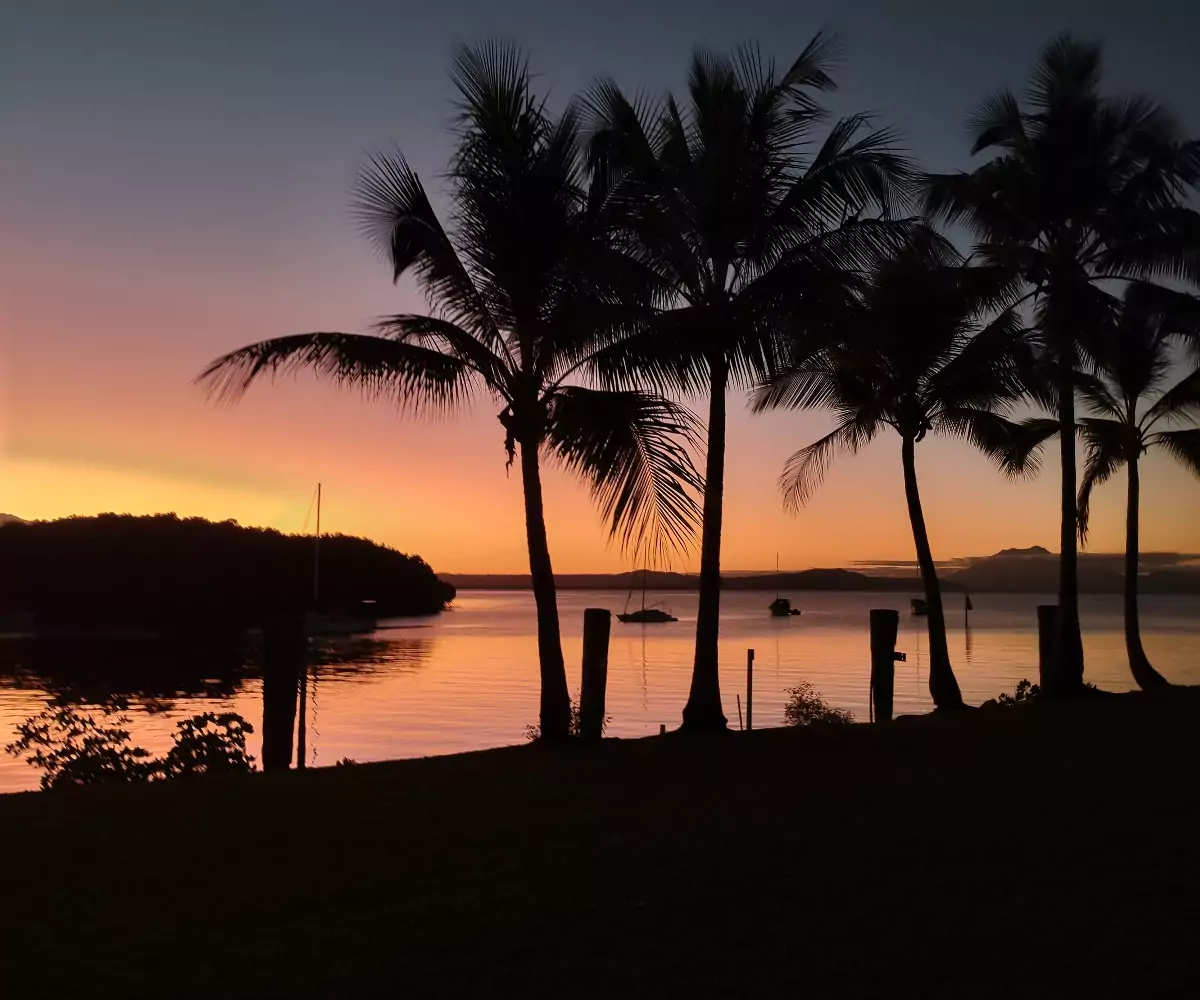 Port Douglas marina sunsert view inlet mountains