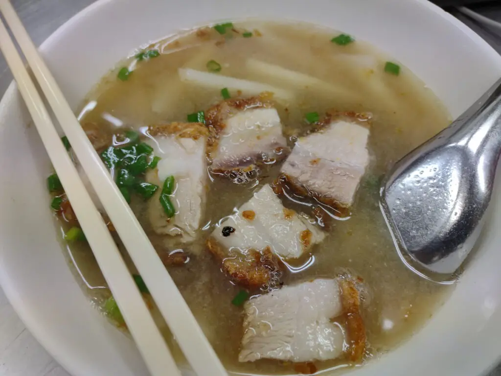 crispy pork belly soup with kway chap bangkok night market